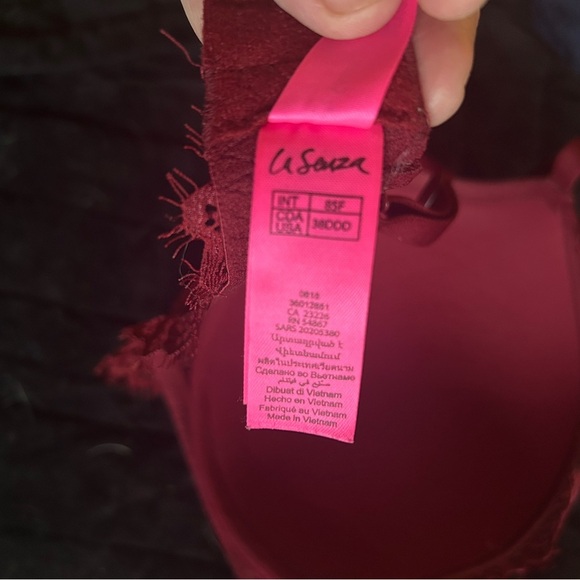 La Senza Beyond Sexy Ultimate Plunge Bra Sz 38DDD Push Up Padded Adjustable Wine - Picture 6 of 6